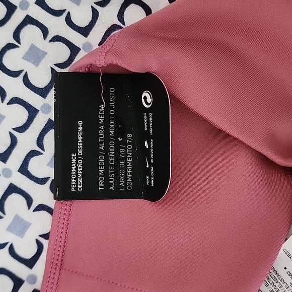 Nike Dry Fit Leggings - Picture 6 of 7